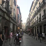 El Botones - Puerta del Sol