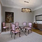 Genteel Home Palacio