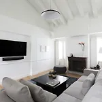Recoletos House
