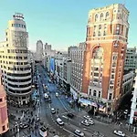 Luxury Golden Apartment Next To Gran Via!