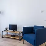 Marvelous Apartment Of 3 Bedrooms Near La Latina By Batuecas