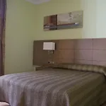 Hotel 4C Puerta Europa