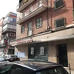 122 Calle De Marcelo Usera