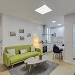 Cozy 2 Bedroom Apartment In Conde Duque