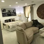 Tres Cruces Apartment
