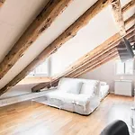 Atocha Sky Penthouse Studio With Views