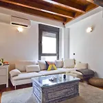 DUPLEX CENTRO DE MADRID-LA LATINA + GARAJE 4+1 pax