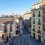 La Latina - Central - Stylish