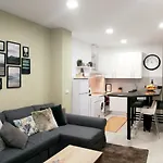 Your Comfy Stay In The Center Of Madrid