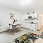 Plaza de Cibeles Apartment