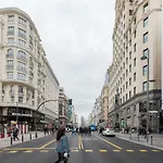 Plaza de Cibeles Apartment