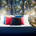 Santa Ana Sol Boutique