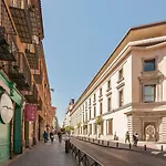 Explore Madrid From A Warm Apartment With Patio At A Newly Refurbished Manorial Building