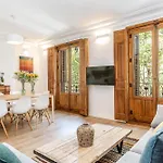 Bnbholder Group Luxury Sol