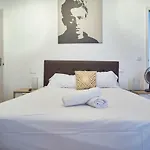 Montera Rooms