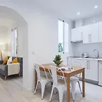 Leeways Apartment In Zurita