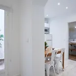 Leeways Apartment In Zurita