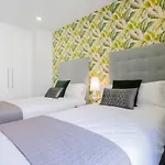 Dobo Rooms Relatores