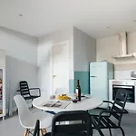 Homeabout Retiro Apartment II