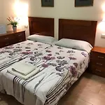 Hostal Tirso Plaza