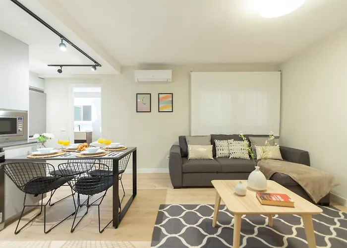 Dobo Rooms Clara Del Rey