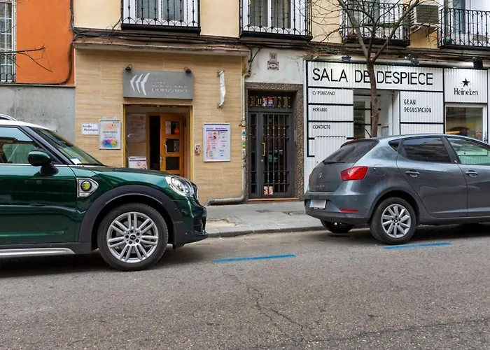 Designer 1 Bedroom Apartment in Chamberí Madrid