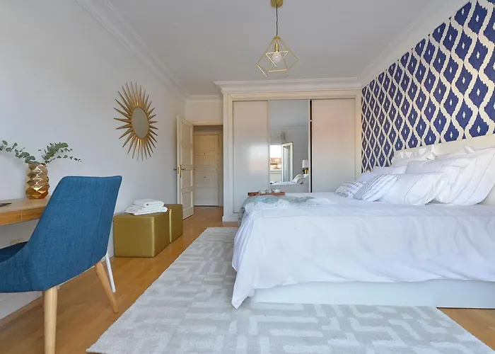 HOMEABOUT PUERTA DEL SOL Premium