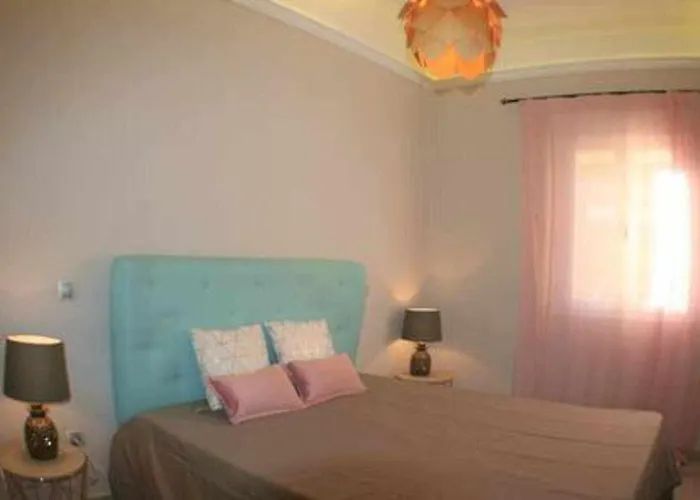 Apartamento Con Terraza Centrico Moderno Nuevo