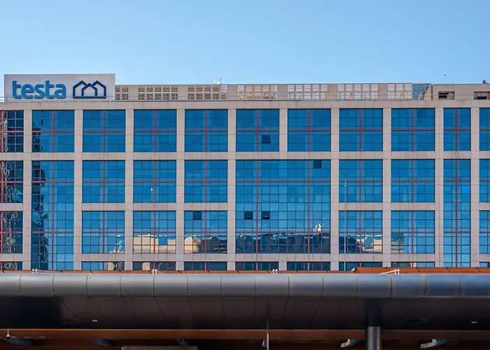 Unique And Sophisticated Design Homes In Madrid Financial Centre