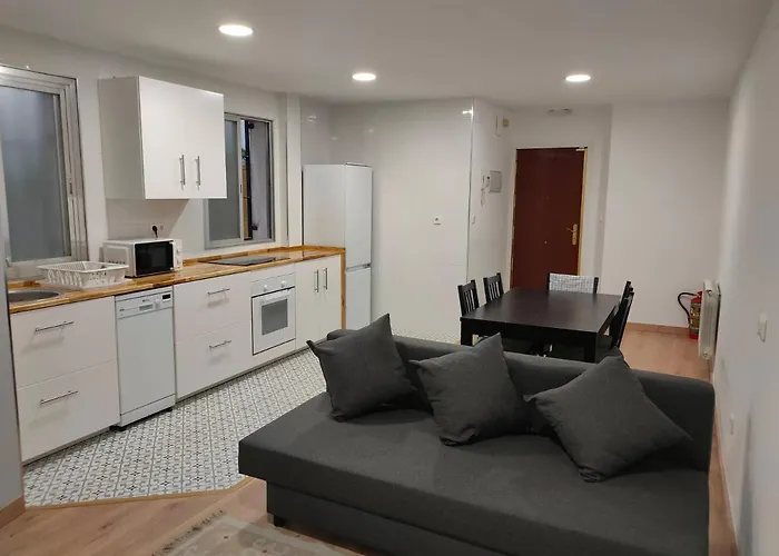 Nice And Well-Connected Flat In Madrid