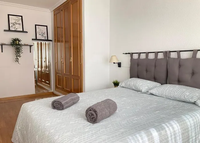 Apartamento grande, 2 dormitorios + garaje