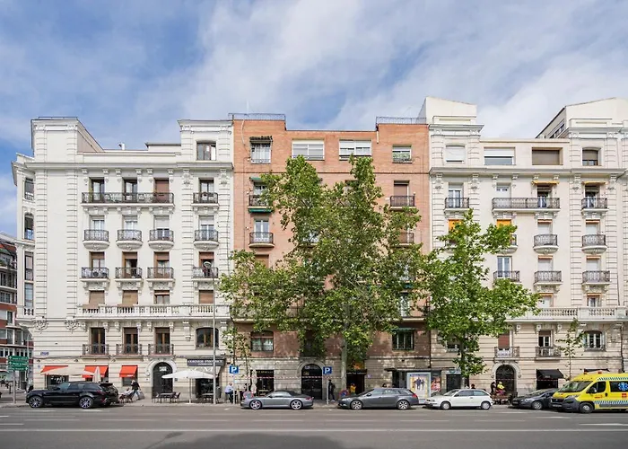 Dúplex con patio centro Madrid MPE35