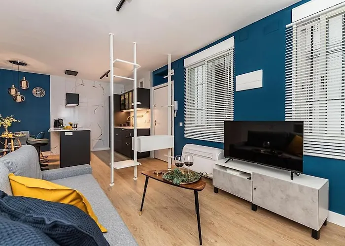 Bonito Apartamento En Malasana / Gran Via