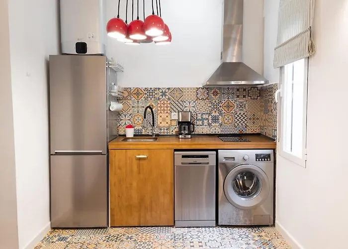 Encantador Apartamento Reformado En Tetuan By Bebalmy