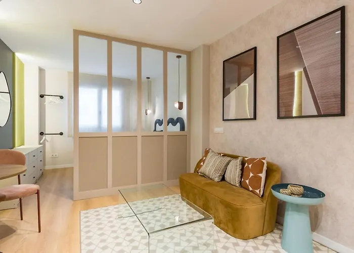 Modern, Bright - 1Bd 1Bth -Lavapies