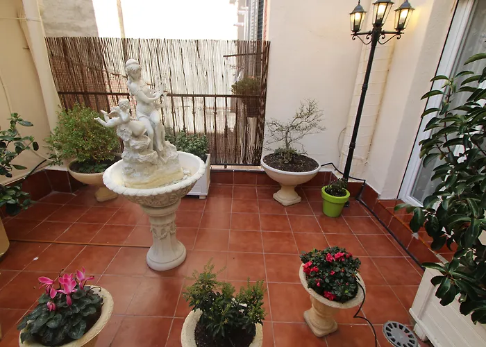 Roisa Apartments