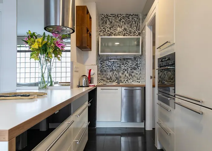 Homeabout Madrid Rio Apartment
