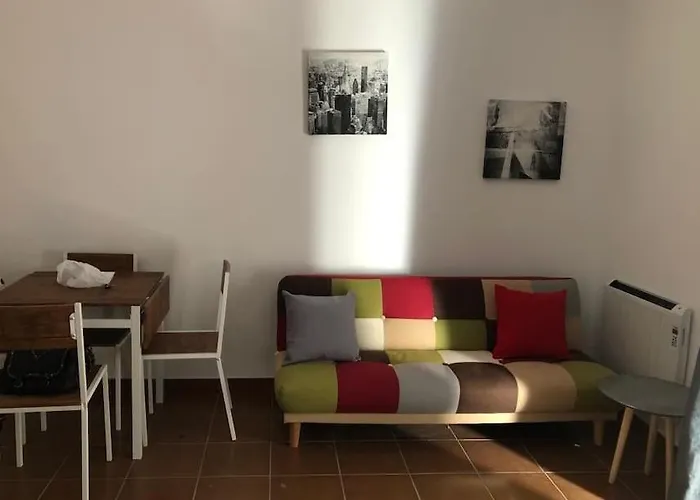 Bonito Apartamento En Calle San Carlos