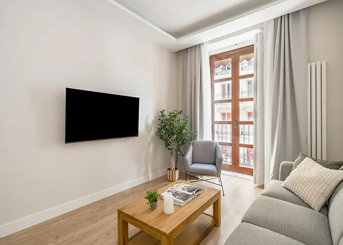 Lalatina IV Calle Conde De Romanones 4Br 4Bh