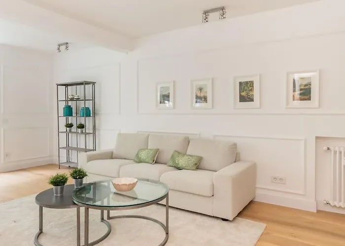 Elegante Y Moderno Apartamento