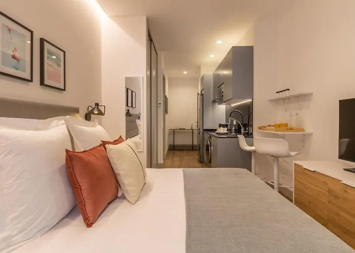 Charming Ground-Floor Loft For 2 In Chamberi Ideal Location Quevedo II