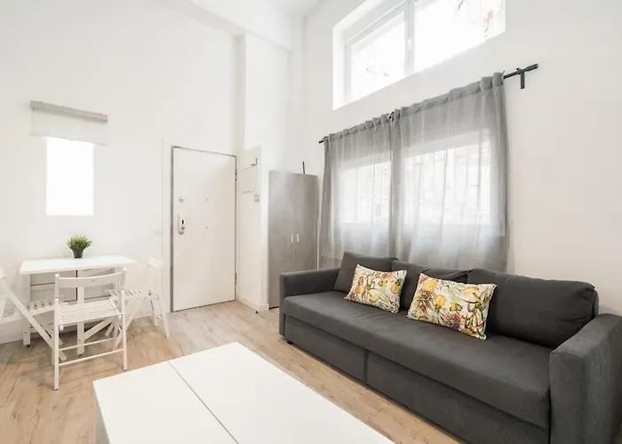 Charming Flat In Madrid-Rio