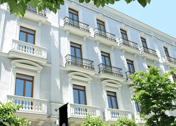 Hotel Único Madrid, Small Luxury Hotels