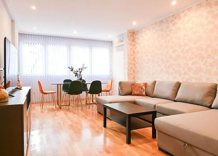 For You Rentals Apartamento Temporal Espacioso De Tres Dormitorios En Madrid Ore51