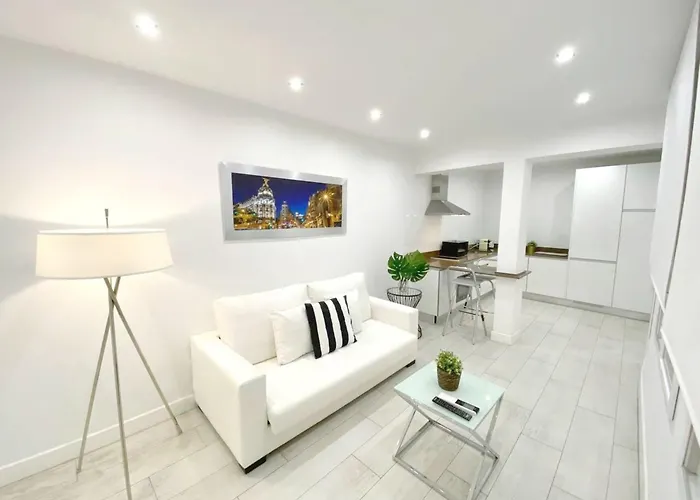 Apartamento De Diseno En Plaza Mayor