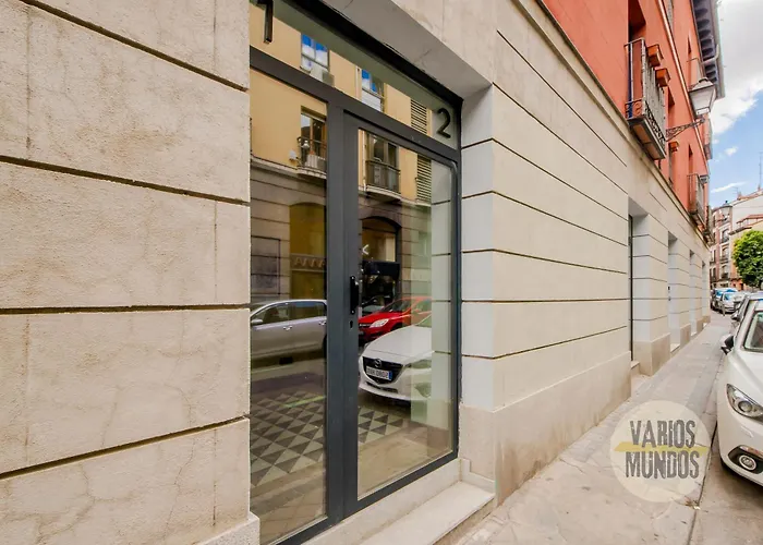 Glamour Madrileno Para 6, Vive En Calle Del Aguila E3