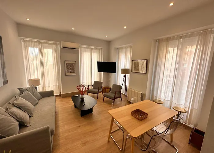 Amazing 3Bd 3Bth With 9 Balconies By Madrid4You Apartments