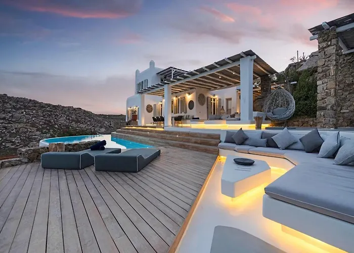 Stunning Villa Surrounded By Lush Greenery