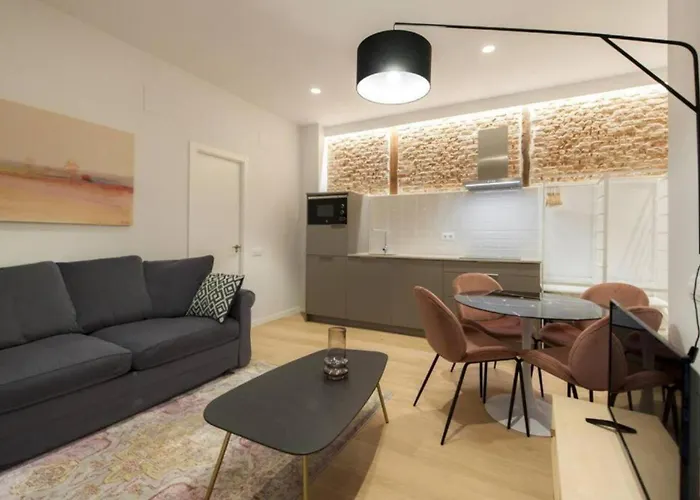 La Latina Hub Perfect Location Mad