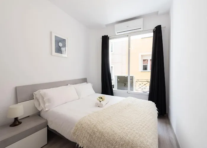Apartamentos Day Madrid BORREGO Centro Gran Via Sol Malasaña